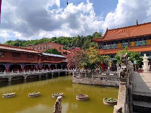 KUNMING - Temple YUANTONG - 28
